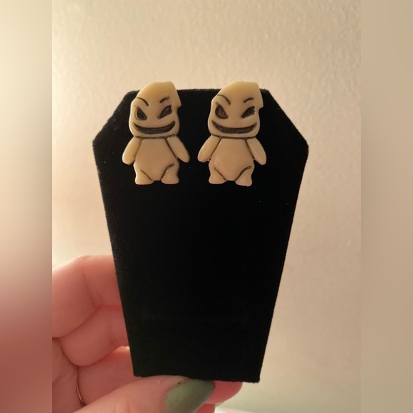 Potato sac man glow-in-the-dark earrings - Picture 2 of 2